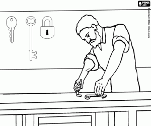 Coloriage Travaux de serrurerie sur le bureau de l'atelier avec les outils et les clefs