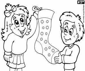 Coloriage Enfants avec une grande chaussette de Noël