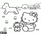 Hello Kitty dans le champ avec un cheval et d'une ferme de fond